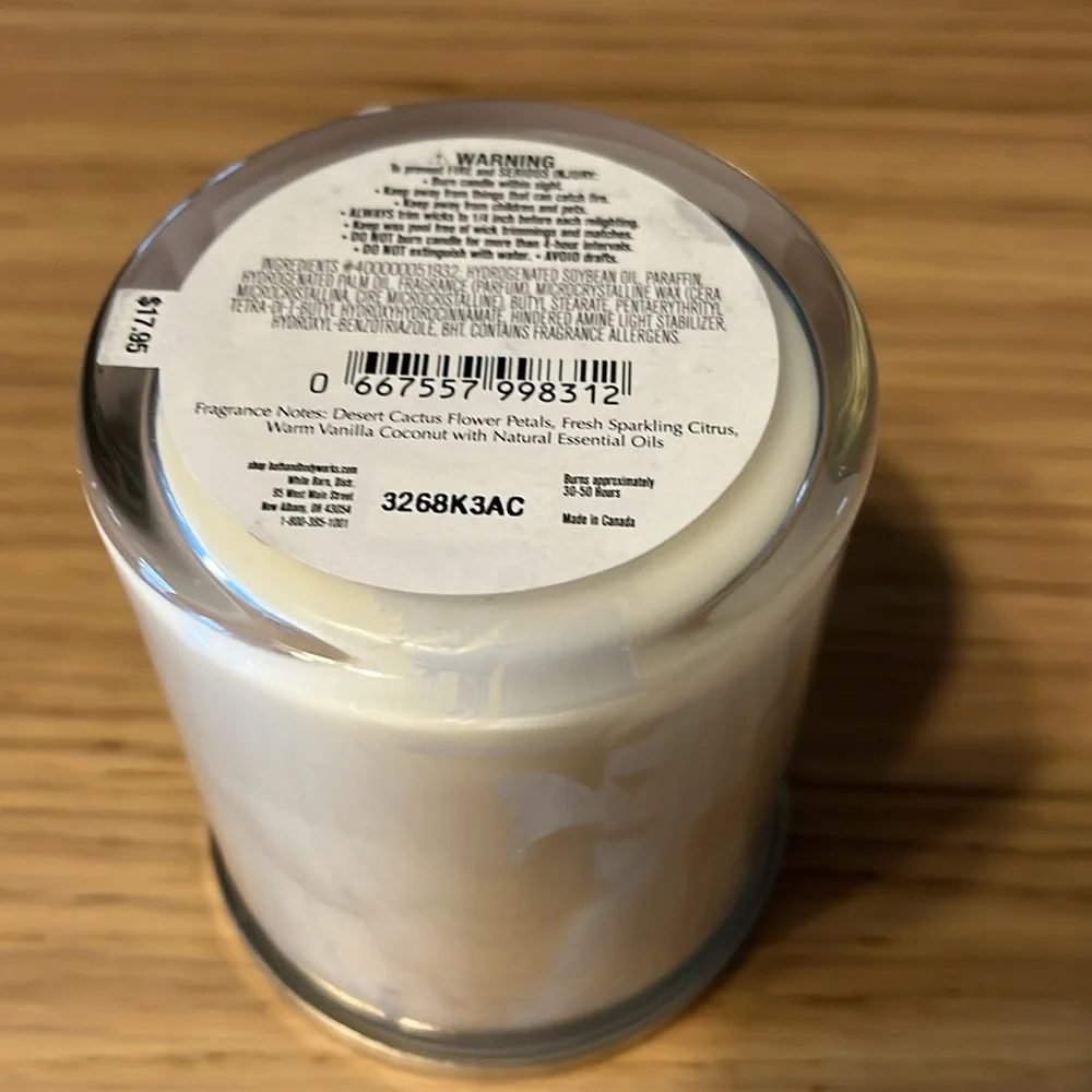 Bath & Body Works Single Wick Candle. Cactus Blossom.